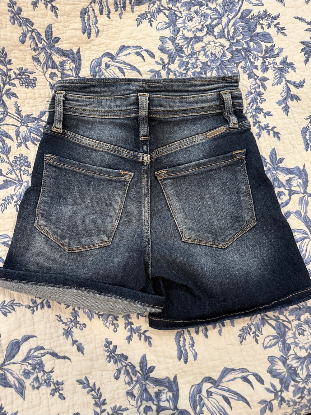 KanCan Kurvy Ultra High Rise Dark Wash Denim Shorts - Women - Picture 6 of 7